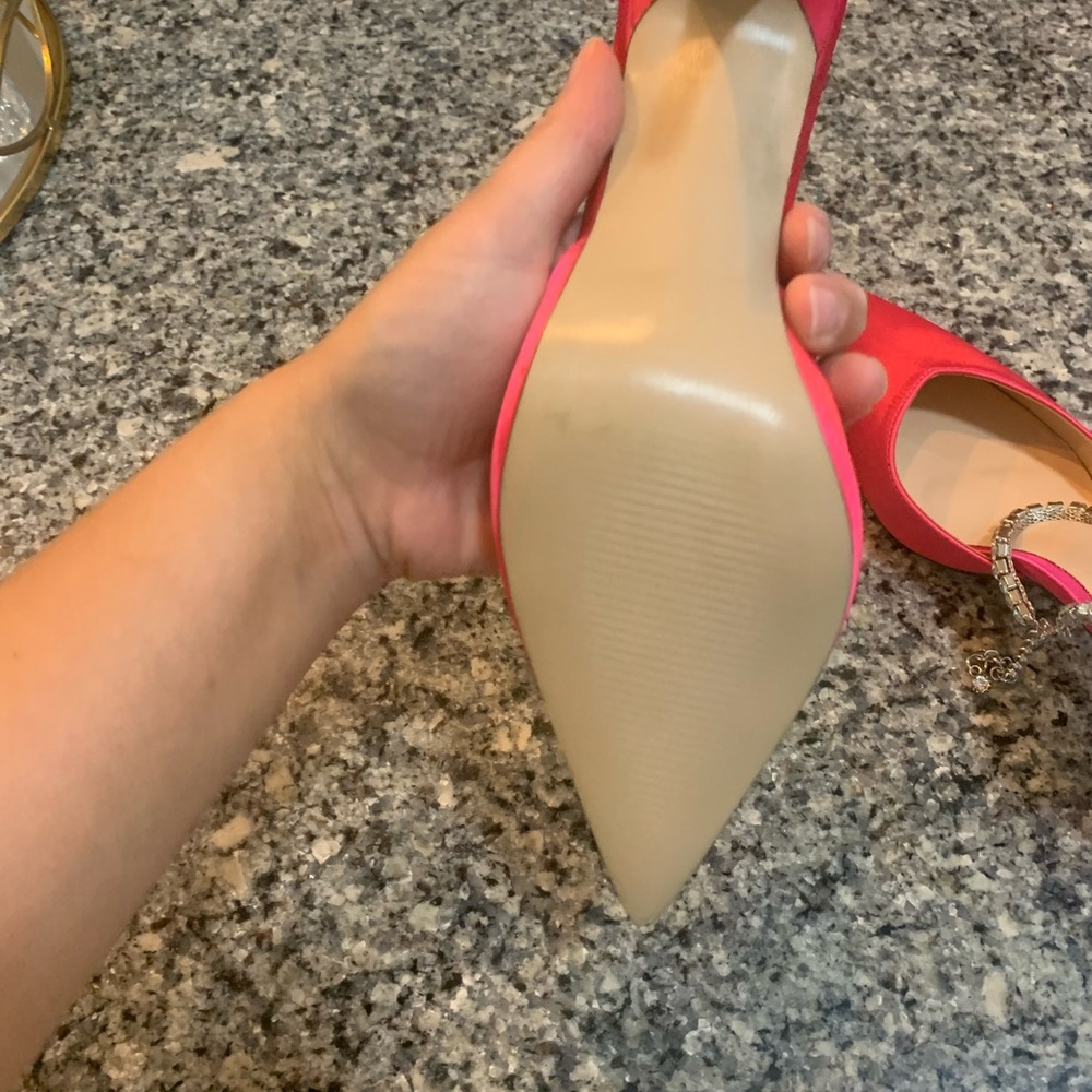 Heels - Picture 5 of 5